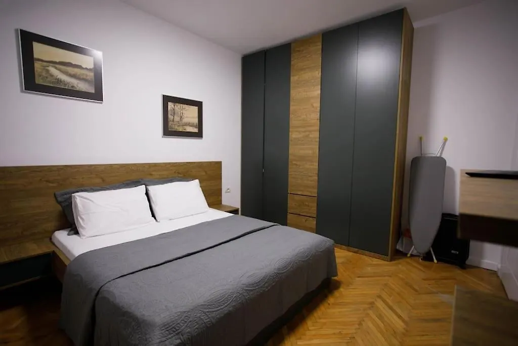 Apartment City Center Guesthouse Tirana