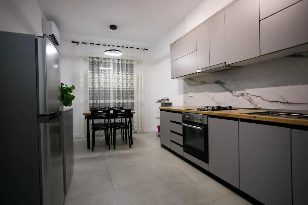 Apartment City Center Guesthouse Tirana